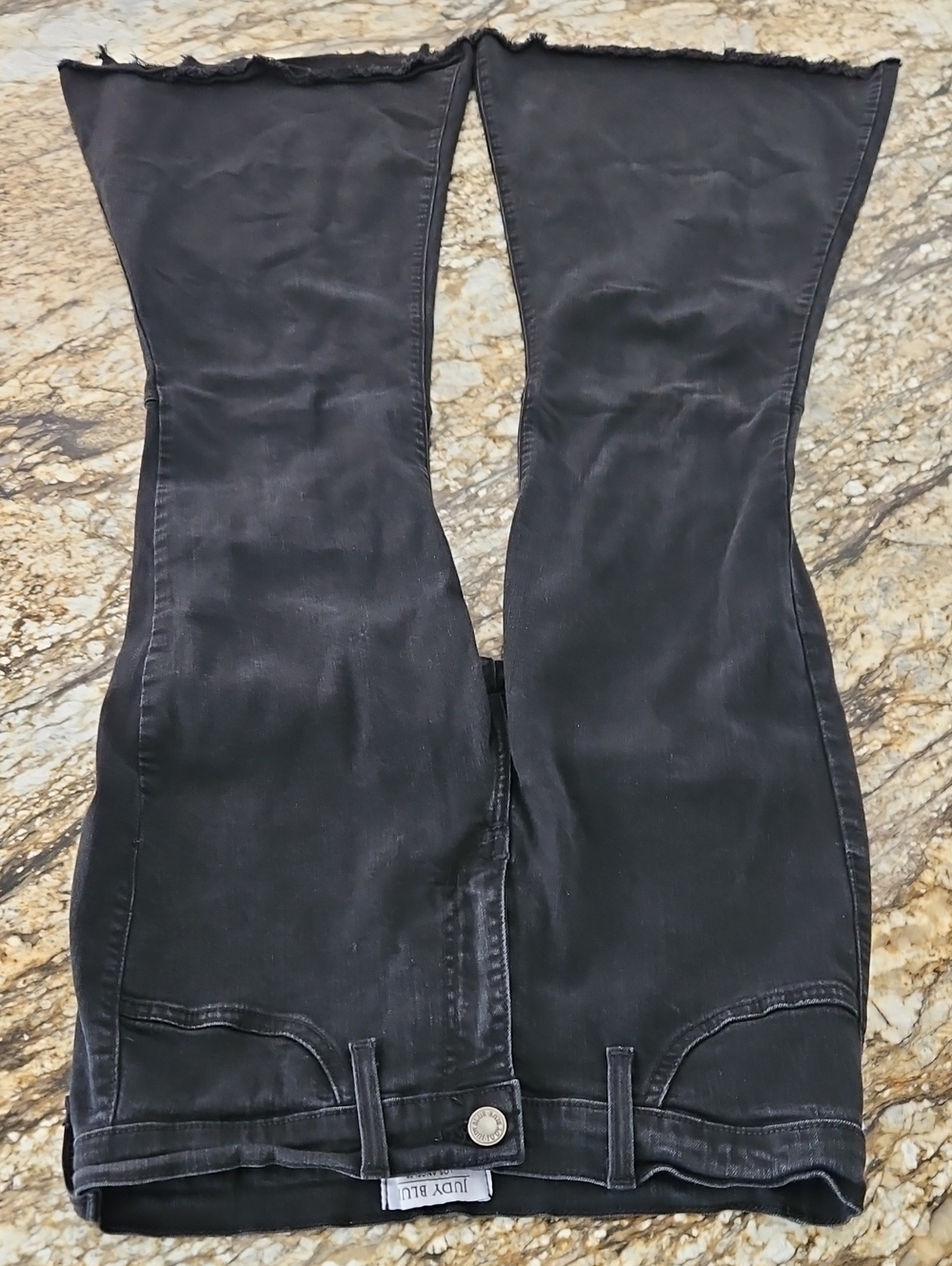 Judy Blue Wide Flare  Black Denim Jeans. Si,e 9/29 Inseam 31" Rise 9"